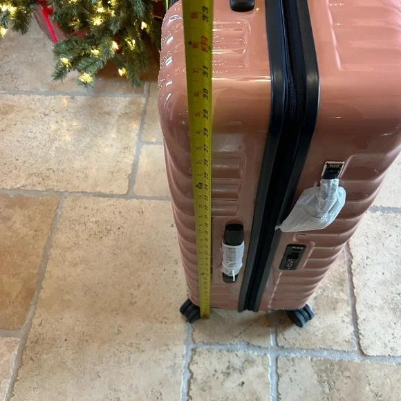 Tumi 19° extended trip expandable four-wheel packing suitcase NWT - Picture 12 of 15